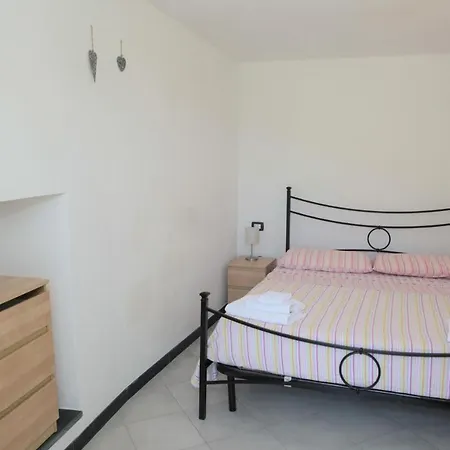 Le Della Lizza - Casa Gialla レヴァント